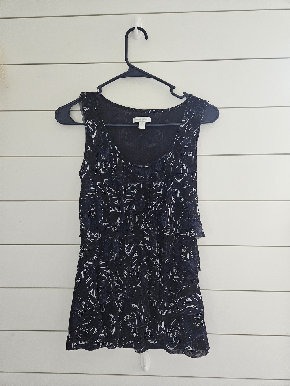 New York & Company Navy and White Sleeveless Floral Tiered Top